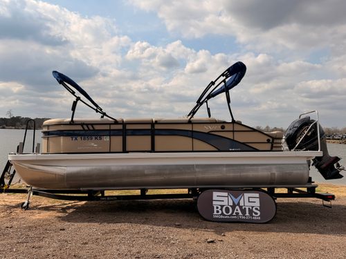 2023 Bennington 22 SXSB