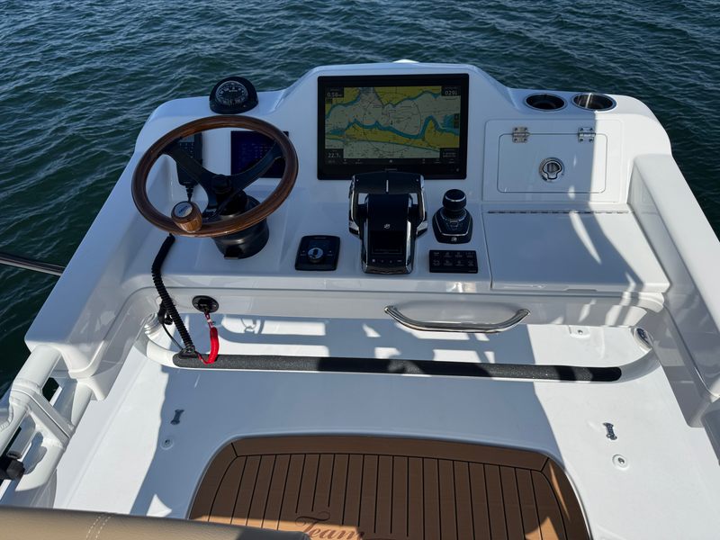 Boat Image 25