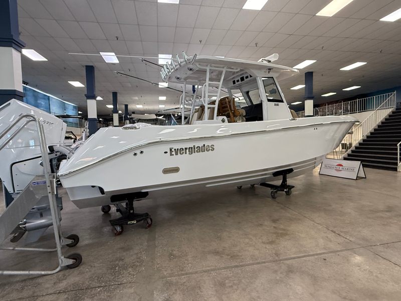 2026 Everglades 335 CC