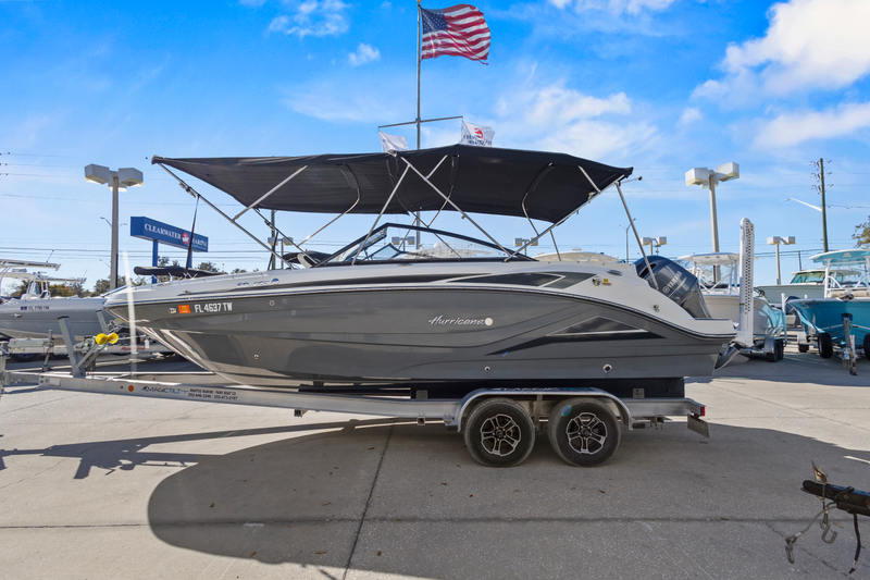 2023 Hurricane Sundeck 235 OB