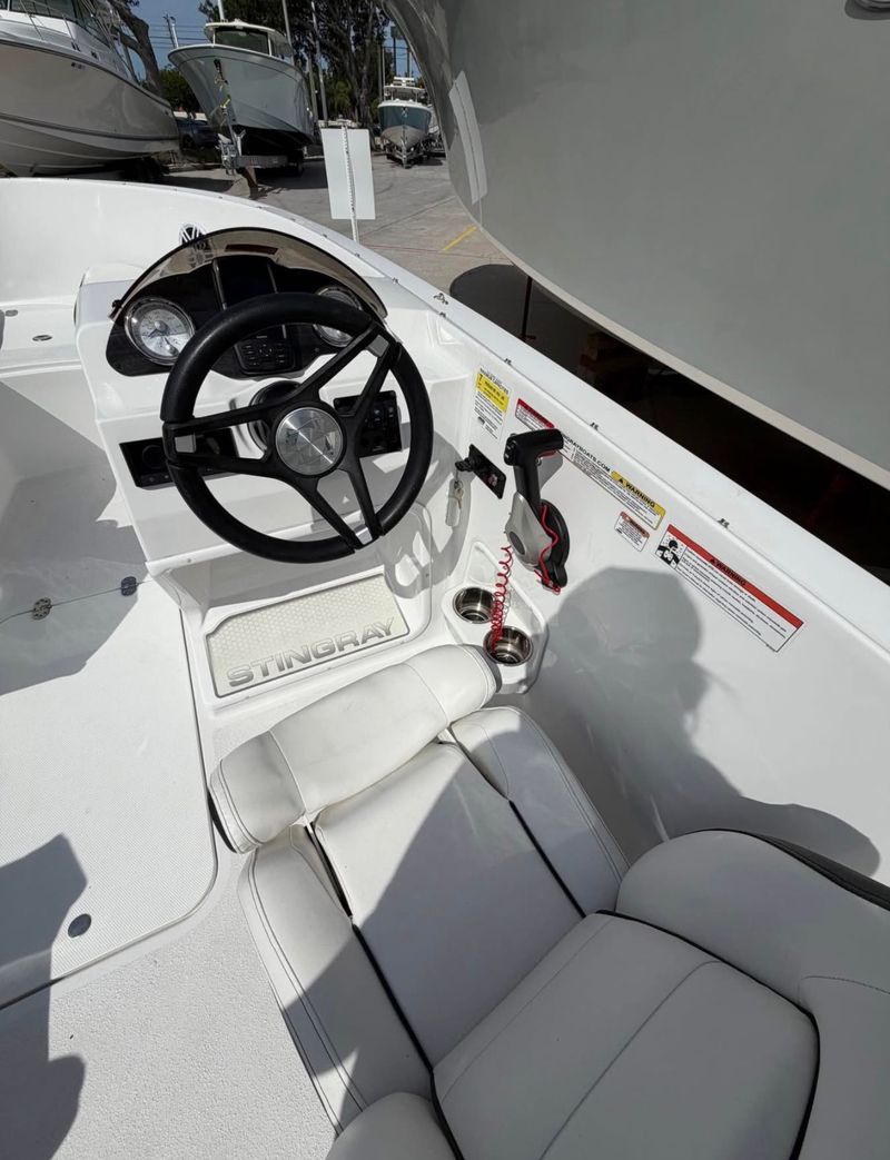 Boat Image 6
