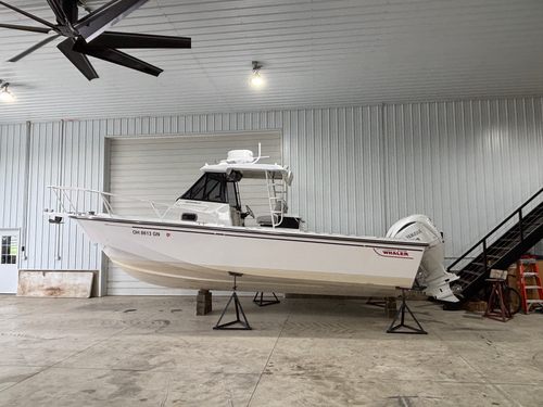 1997 Boston Whaler 27 Offshore