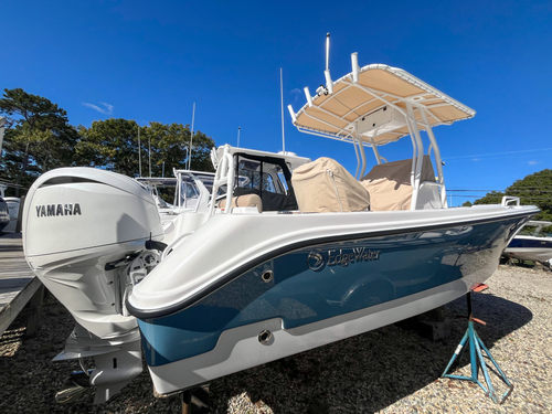 2025 Edgewater 208 CC