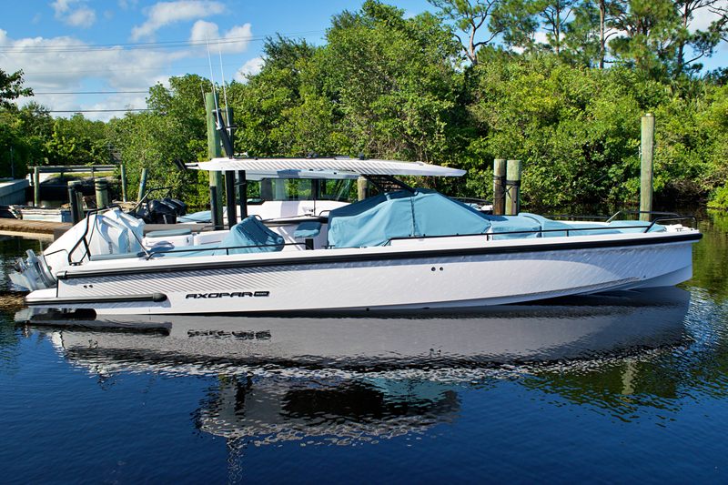 2026 Axopar 37 Sun Top