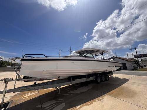 2026 Axopar 37 Sun Top