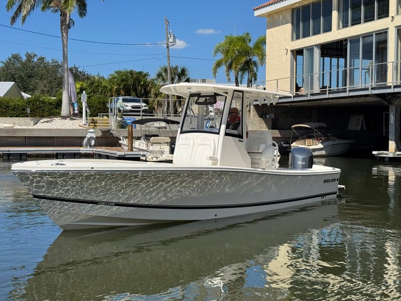 2021 Regulator 26 XO